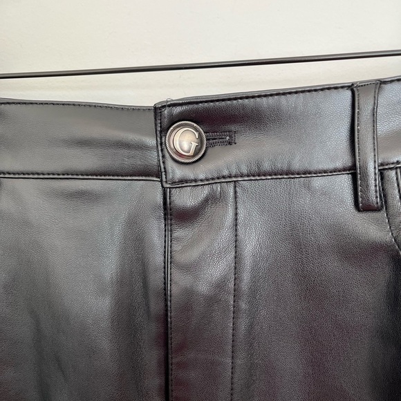 Guess Black faux Leather women’s skirt size XS - Picture 4 of 5